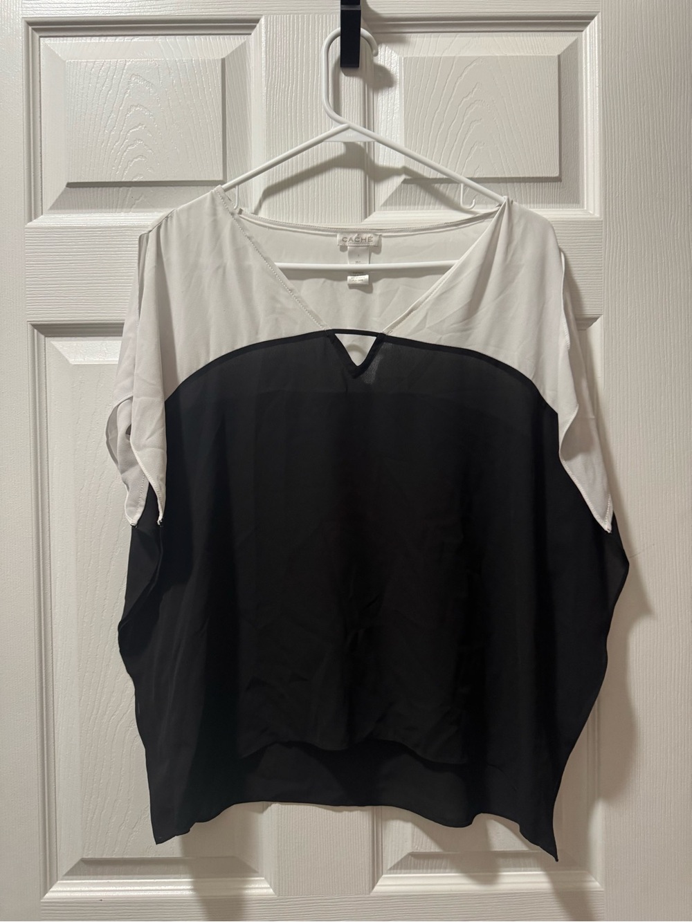 Cache Black and White Colorblock V-Neck Blouse